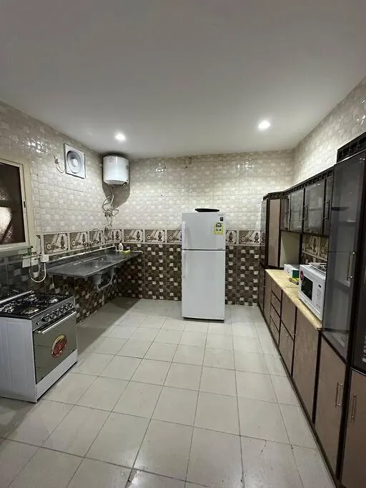 شقة فاخرة قريبة من المسجد النبوي1 Medyna 0*,